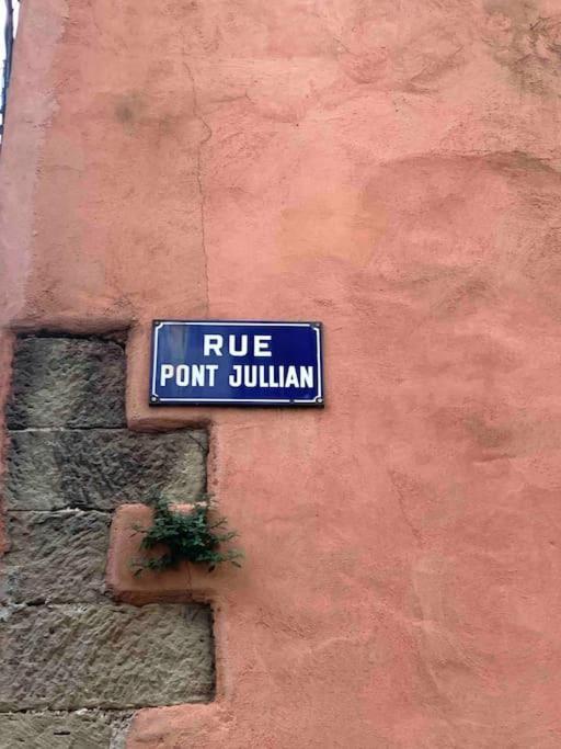 Appartamento La Terrasse Du Pont Jullian Charme Et Calme Dans Le Coeur Historique LʼIsle-sur-la-Sorgue Esterno foto